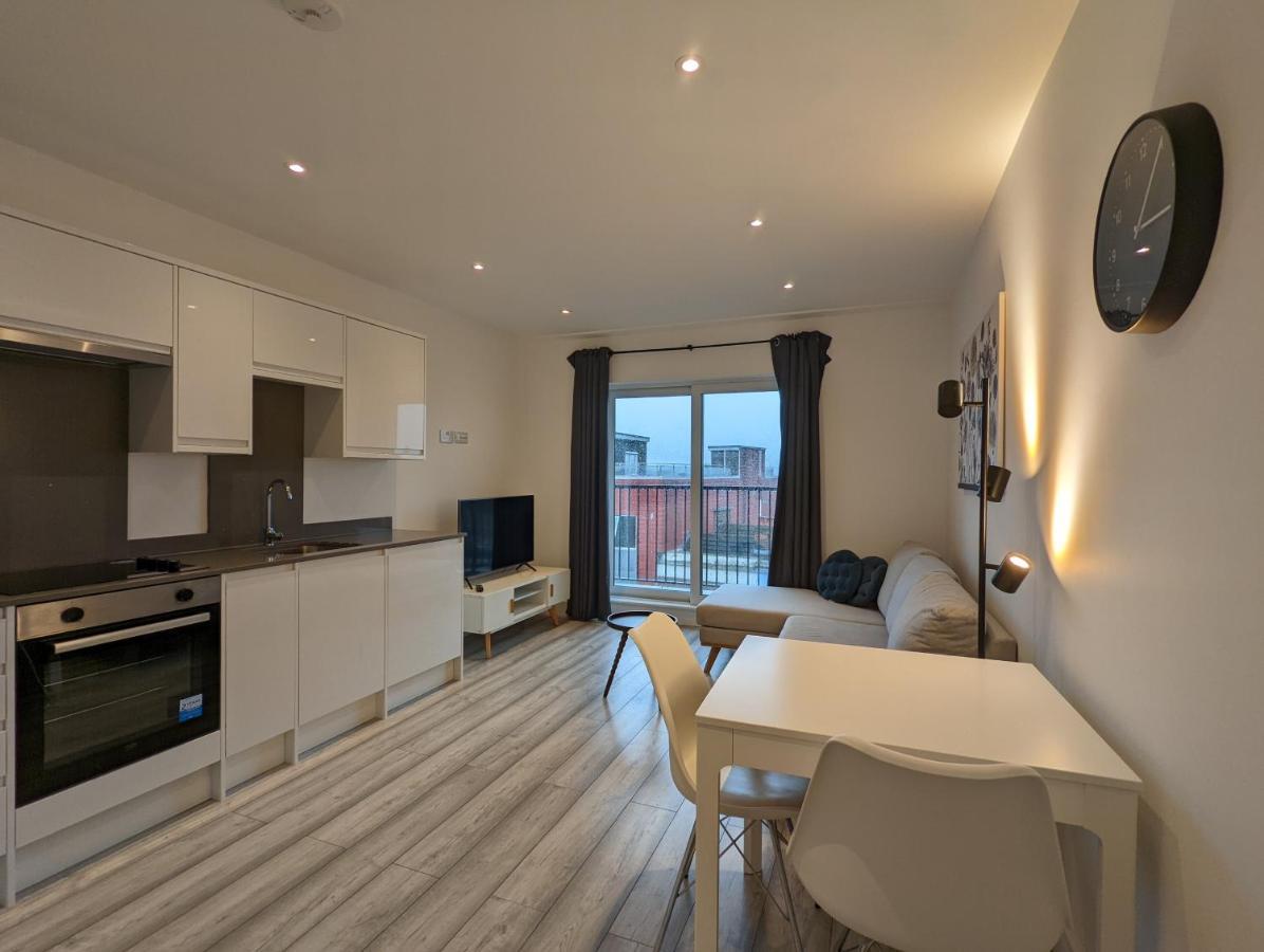 Hounslow Central Apartments Exterior photo
