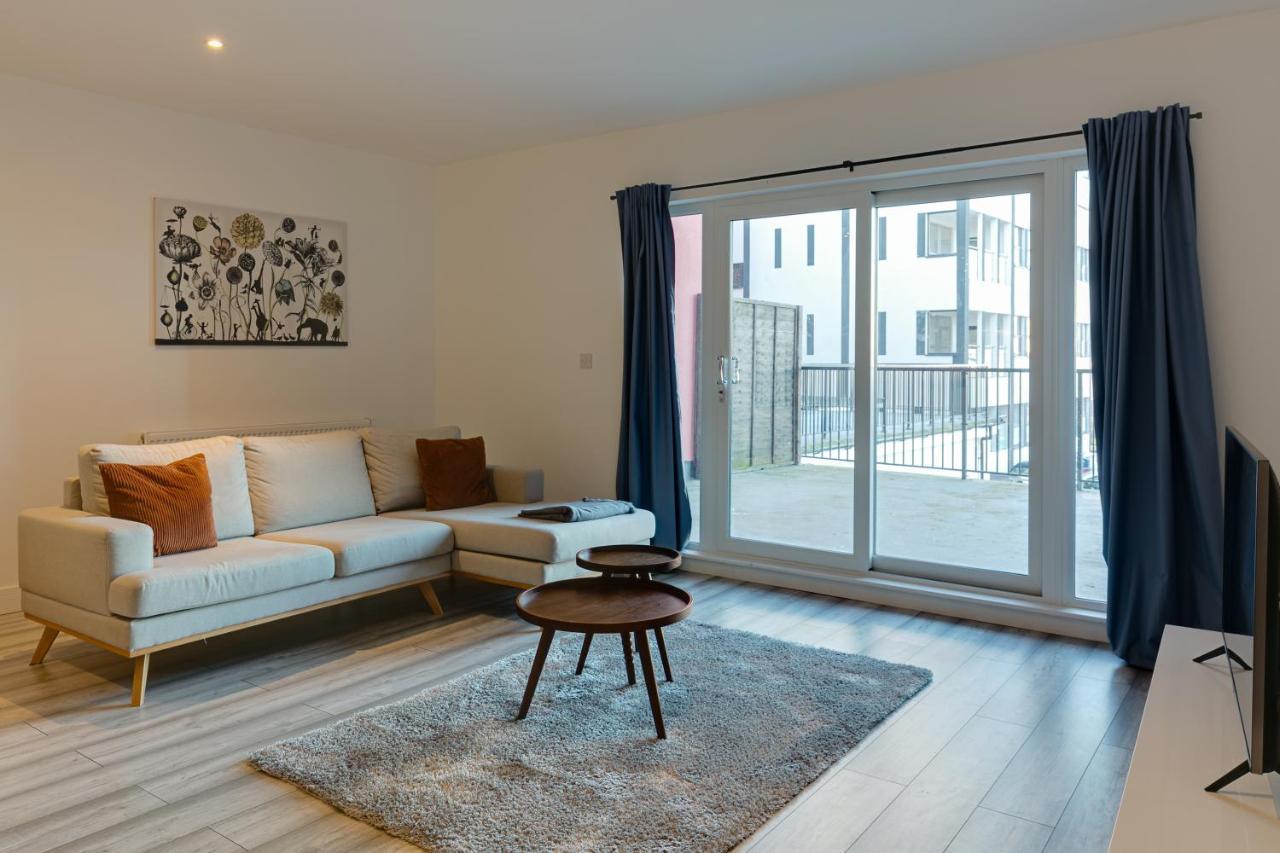 Hounslow Central Apartments Exterior photo
